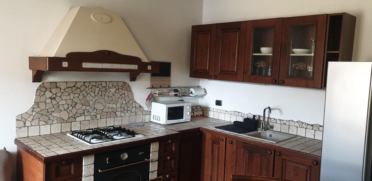 Casa In Palazzo Storico Apartment Locate di Triulzi Bagian luar foto